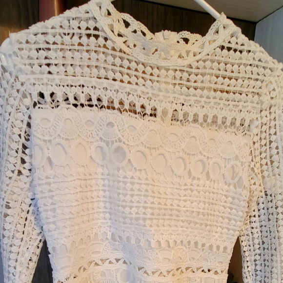Elegant White Lace Long Sleeve Blouse | Size 2 | - Picture 8 of 11